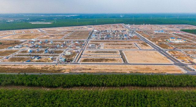 Những nông dân bỗng thành tỷ phú ở vùng dự án sân bay Long Thành - Hình 30 Nhung nong dan bong thanh ty phu o vung du an san bay Long Thanh-Hinh-30