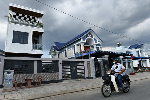 Những nông dân bỗng thành tỷ phú ở vùng dự án sân bay Long Thành - Hình 26 Nhung nong dan bong thanh ty phu o vung du an san bay Long Thanh-Hinh-26