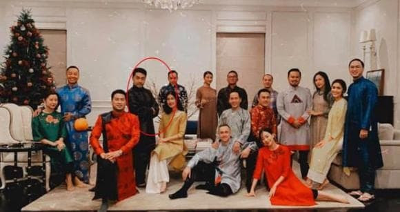 Kathy Uyên tuyên bố có thai hơn 4 tháng, đưa chồng về thăm mộ mẹ ruột - Hình 3 Kathy Uyen tuyen bo co thai hon 4 thang, dua chong ve tham mo me ruot-Hinh-3