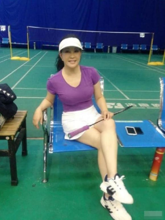 Ảnh mới của Lưu Hiểu Khánh ở tuổi 68 gây xôn xao - Hình 4 Anh moi cua Luu Hieu Khanh o tuoi 68 gay xon xao-Hinh-4