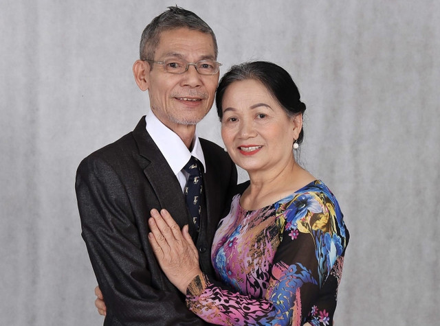 Chàng rể chăm mẹ vợ ung thư, đưa bố vợ về nhà tận hiếu - Hình 2 Chang re cham me vo ung thu, dua bo vo ve nha tan hieu-Hinh-2