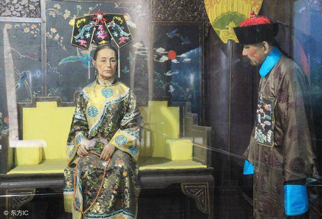 Số phận 50 người vô tình nhìn thấy nhan sắc thật của Từ Hy thái hậu ra sao? So phan 50 nguoi vo tinh nhin thay nhan sac that cua Tu Hy thai hau ra sao?
