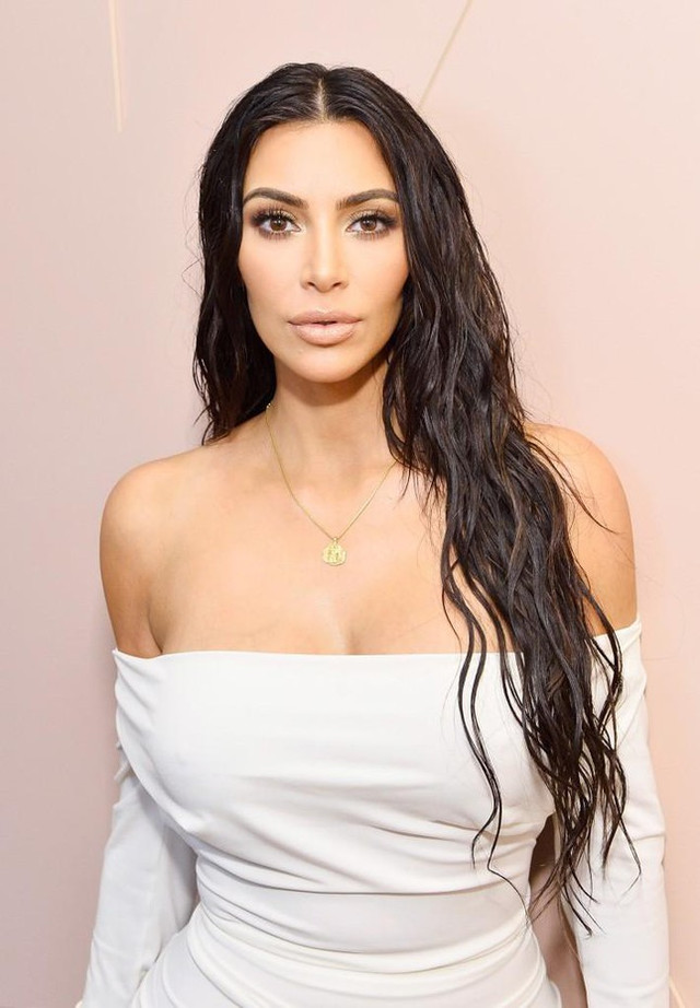 Kim Kardashian chi 150 triệu USD mua chuyên cơ có thiết kế giống nhà riêng - Hình 2 Kim Kardashian chi 150 trieu USD mua chuyen co co thiet ke giong nha rieng-Hinh-2