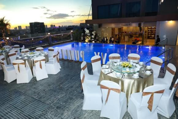 Mạc Văn Khoa tổ chức sinh nhật hoành tráng cho bà xã, ai cũng ngưỡng mộ - Hình 5 Mac Van Khoa to chuc sinh nhat hoanh trang cho ba xa, ai cung nguong mo-Hinh-5