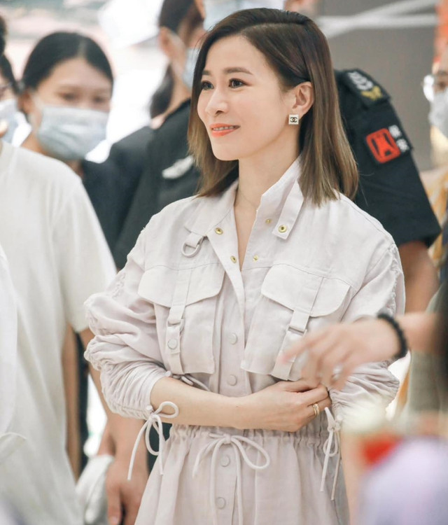 Cuộc sống độc thân ở tuổi 47 của Xa Thi Mạn - Hình 3 Cuoc song doc than o tuoi 47 cua Xa Thi Man-Hinh-3