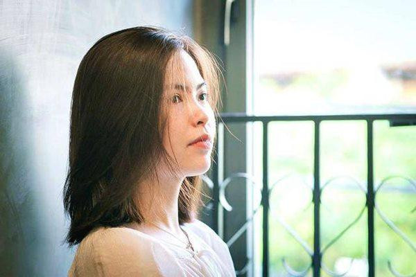 Giấu chồng về quê, nhìn mâm cơm mẹ đẻ, tôi quyết ly hôn Giau chong ve que, nhin mam com me de, toi quyet ly hon