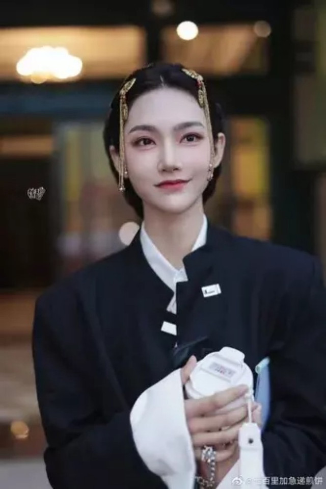 Chi Pu tham gia show “Tỷ Tỷ Đạp Gió Rẽ Sóng” của Trung Quốc? - Hình 4 Chi Pu tham gia show “Ty Ty Dap Gio Re Song” cua Trung Quoc?-Hinh-4
