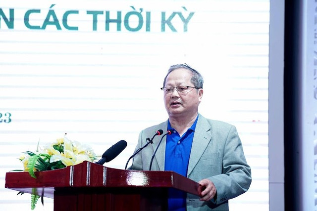 Chủ tịch nước Võ Văn Thưởng gặp mặt các cựu cán bộ Đoàn Chu tich nuoc Vo Van Thuong gap mat cac cuu can bo Doan