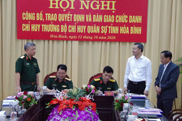 Loạt nhân sự cao cấp Quân đội vừa được bổ nhiệm, điều động Loat nhan su cao cap Quan doi vua duoc bo nhiem, dieu dong
