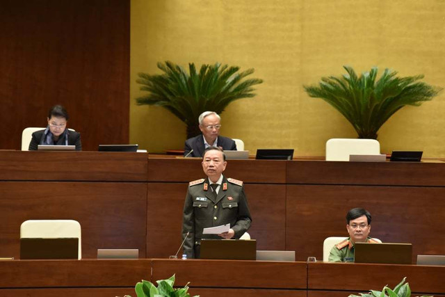 Bộ trưởng Công an cam kết đủ điều kiện bỏ sổ hộ khẩu từ 1/7/2021 - Hình 3 Bo truong Cong an cam ket du dieu kien bo so ho khau tu 1/7/2021-Hinh-3