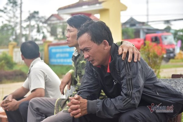 Sạt lở thủy điện Rào Trăng 3: Tìm thấy thi thể 1 công nhân - Hình 2 Sat lo thuy dien Rao Trang 3: Tim thay thi the 1 cong nhan-Hinh-2