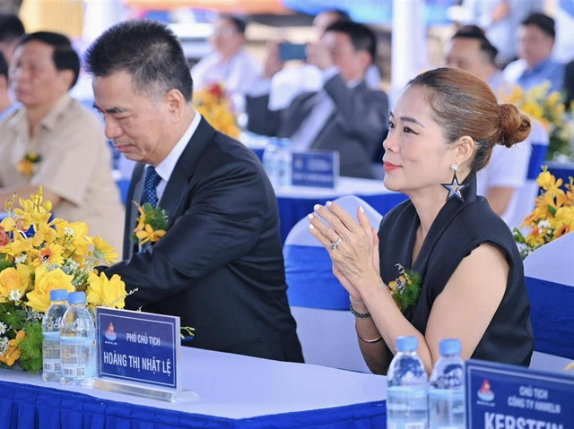 Mỹ Lệ viên mãn bên chồng doanh nhân Việt kiều Đức - Hình 2 My Le vien man ben chong doanh nhan Viet kieu Duc-Hinh-2