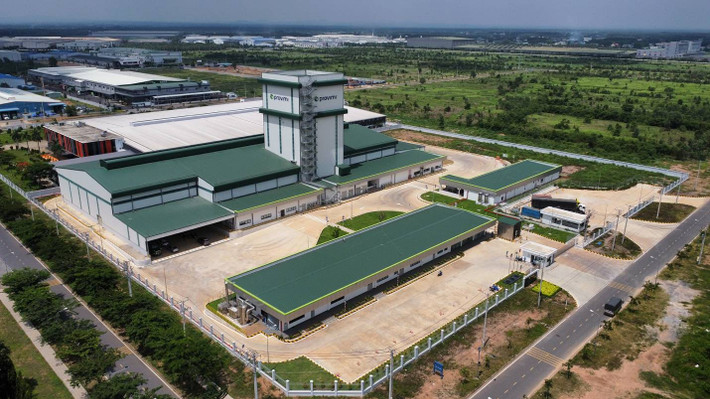 Một tổ công tác được cử vào miền Nam khu vực Nhà máy Thức ăn gia súc Thanh Bình để xác định xem có đối tượng nào liên quan đến chiếc áo phông trên. Thông tin thu được cho thấy, có 3 người từ Bắc mới vào, trong đó có một người tên Toàn, quê ở Thanh Hóa. Qua công tác nghiệp vụ, công an nắm được thời điểm xảy ra án mạng đối tượng này có về nhà, nhưng sau đó lại nhanh chóng rời đi. (Ảnh minh họa, nguồn internet)