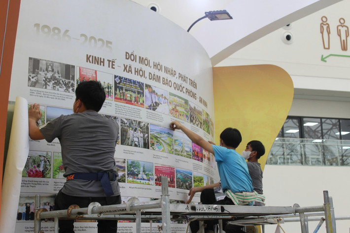 Triển lãm thành tựu đất nước nhân dịp kỷ niệm 80 năm Quốc khánh với chủ đề: "80 năm Hành trình Độc lập - Tự do - Hạnh phúc" nhằm tôn vinh, giới thiệu thành tựu nổi bật của đất nước qua 80 năm bảo vệ, xây dựng và phát triển dưới sự lãnh đạo của Đảng và Nhà nước.
