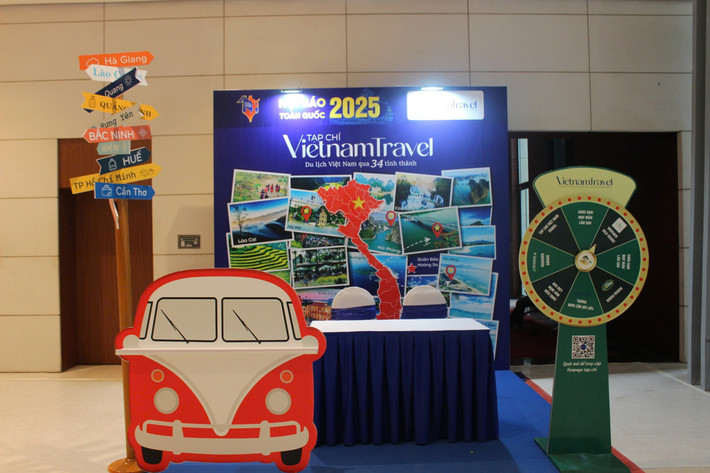 Gian trưng bày của Tạp chí VietnamTravel cũng đã hoàn thành.