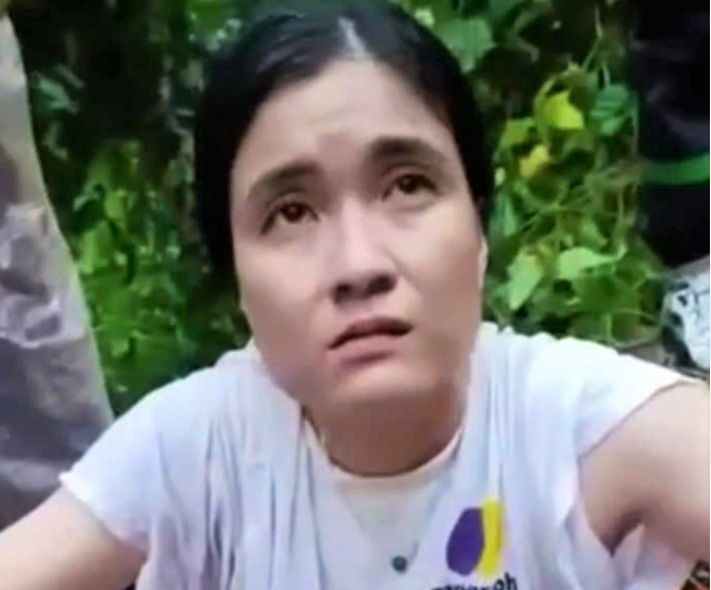 Đầu tháng 9, Trang lên mạng đặt mua thuốc độc xyanua dạng viên nén (6 viên). Sau khi nhận được thuốc, Trang lấy một ít hoà vào thức ăn cho con mèo ăn thử, sau khoảng 2 phút, con mèo chết. Biết chắc chắn đây là thuốc độc, Trang quyết định sát hại bạn trai vì cơn ghen mù quáng. Ngày 20/10, trên đường đi từ tỉnh Đồng Tháp về TP HCM, người phụ nữ này ra tay đầu độc anh V. dẫn tới nạn nhân tử vong.