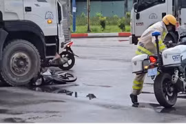 Va chạm với xe ben ở TP HCM, 1 phụ nữ thiệt mạng thương tâm