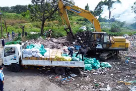 Cà Mau: Tiêu hủy mỹ phẩm không đủ điều kiện lưu thông trên thị trường