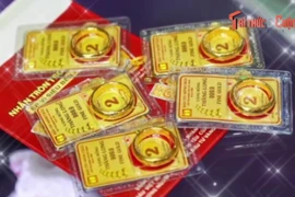 Vàng nhẫn và vàng miếng cùng lao dốc ngày 31/5