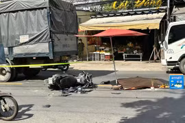 Tai nạn giữa xe tải và xe máy tại TPHCM, một người tử vong