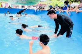 Đồng Tháp: Mục tiêu mở hơn 5.300 lớp bơi, phấn đấu 80% trẻ em được tiếp cận