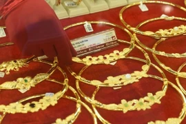 Giá vàng SJC bật tăng, chạm ngưỡng 120 triệu đồng/lượng