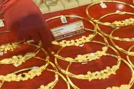 Giá vàng SJC bật tăng, chạm ngưỡng 120 triệu đồng/lượng