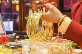 Vàng miếng, vàng nhẫn cùng giảm mạnh sáng 28/6