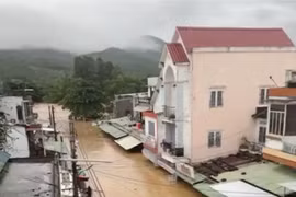 Đà Nẵng: Sạt lở nghiêm trọng vùi lấp một người dân tại xã Thượng Đức