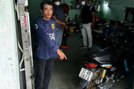 TP HCM: Bắt đối tượng nhiều tiền án trộm xe máy tại Tân Vĩnh Lộc