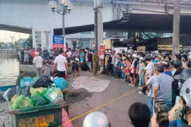 Cà Mau: Phát hiện thi thể nam giới trôi trên sông Gành Hào