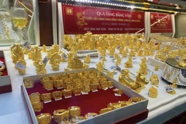 Giá vàng sụt giảm mạnh: Có nên mua vào thời điểm này?