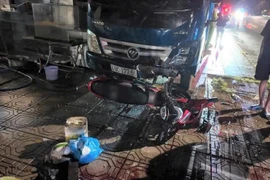 Xe máy tông xe tải, 2 thanh niên tử vong tại Lâm Đồng