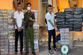 Phát hiện xe bán tải chở 210 hộp pháo lậu trên tỉnh lộ 664