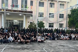 Đột kích quán bar, karaoke ở Cần Thơ, phát hiện 16 người dương tính ma túy