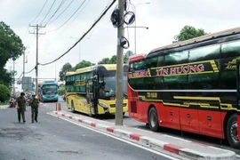 TP.HCM lập lại trật tự xe khách, xử lý vi phạm trên nhiều tuyến đường
