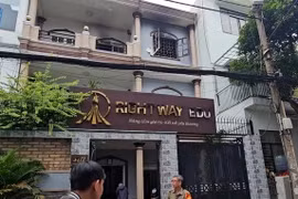 Cháy nhà dân trong hẻm TPHCM lúc rạng sáng, 3 người thoát nạn