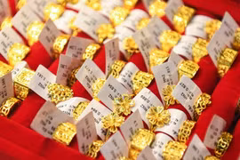 Vàng ngày 19/5: Tăng sốc gần 1,3 triệu đồng/lượng