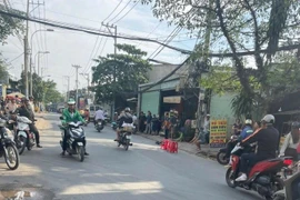 Người phụ nữ tử vong thương tâm khi ngã xe máy trên vỉa hè