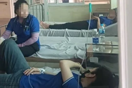 Làm rõ nguyên nhân hàng chục công nhân phải nhập viện sau bữa trưa tại TP HCM