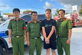 Bắt đối tượng cướp giật tiệm vàng khi tẩu thoát về Thanh Hóa