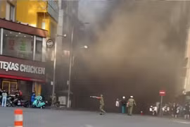 Cháy hầm giữ xe thẩm mỹ viện trên đường Nguyễn Đình Chiểu