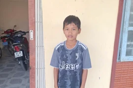 Cần Thơ: Tìm người thân cho bé trai đi lạc ở xã Lâm Tân