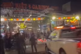 Mâu thuẫn từ lời mời bia dẫn đến xô xát tại quán ốc đêm tại TP HCM