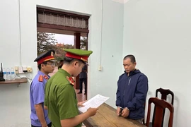 Khởi tố bị can dùng dao tấn công vợ tại nhà riêng ở Đà Nẵng