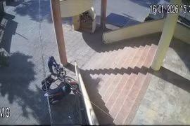 Người bán vé số trình báo bị lấy trộm vé số trị giá khoảng 7 triệu đồng