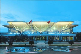 Cần Thơ kiến nghị sớm nâng cấp sân bay thành trung tâm logistics vùng ĐBSCL