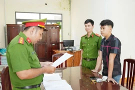 Bắt tạm giam đối tượng 18 tuổi đâm hai người bị thương tại Cần Thơ