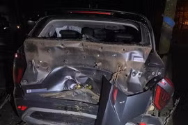 TP HCM: Ô tô va chạm xe máy, 3 mẹ con tử vong thương tâm