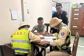 Quay Flycam trên cao tốc, tài xế bị phạt 14 triệu và trừ điểm lái xe